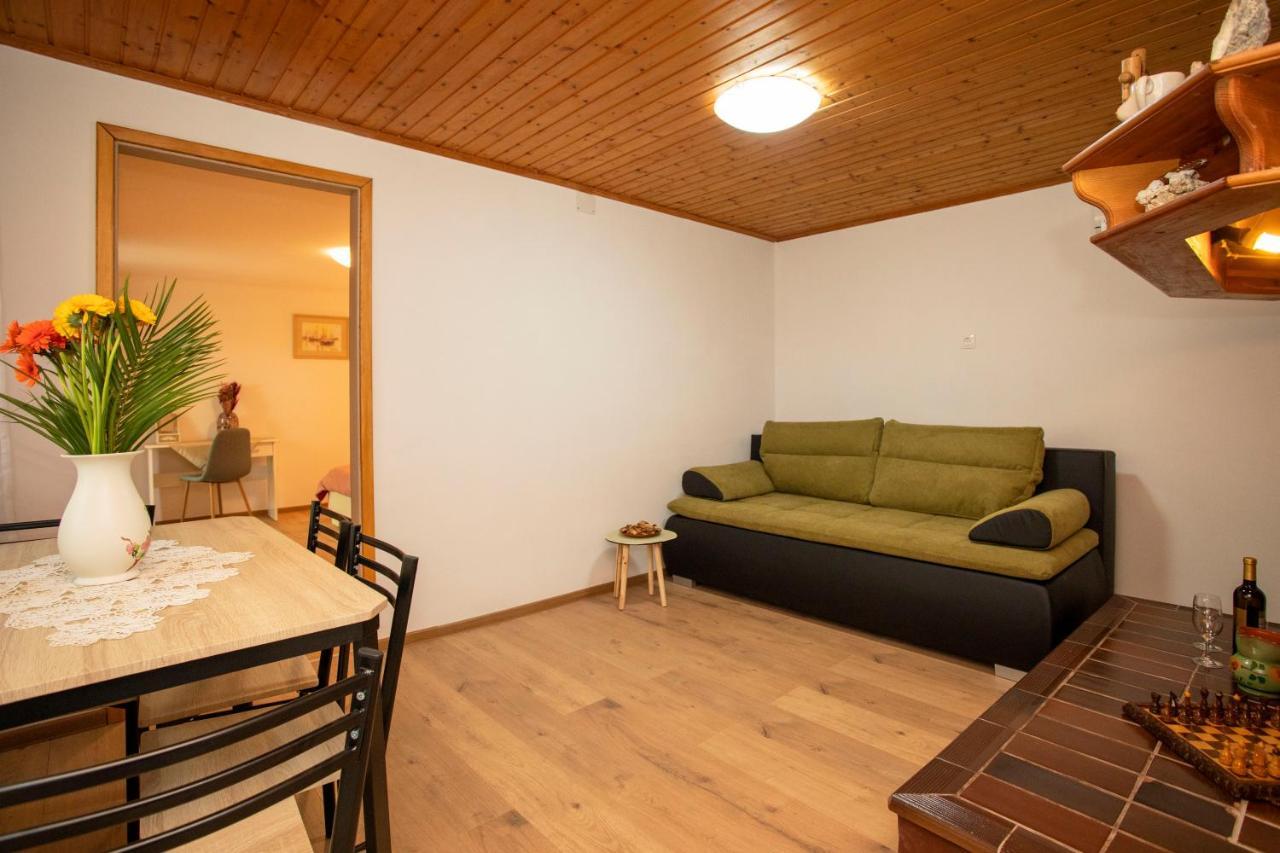 לאבין Holiday House Nono מראה חיצוני תמונה