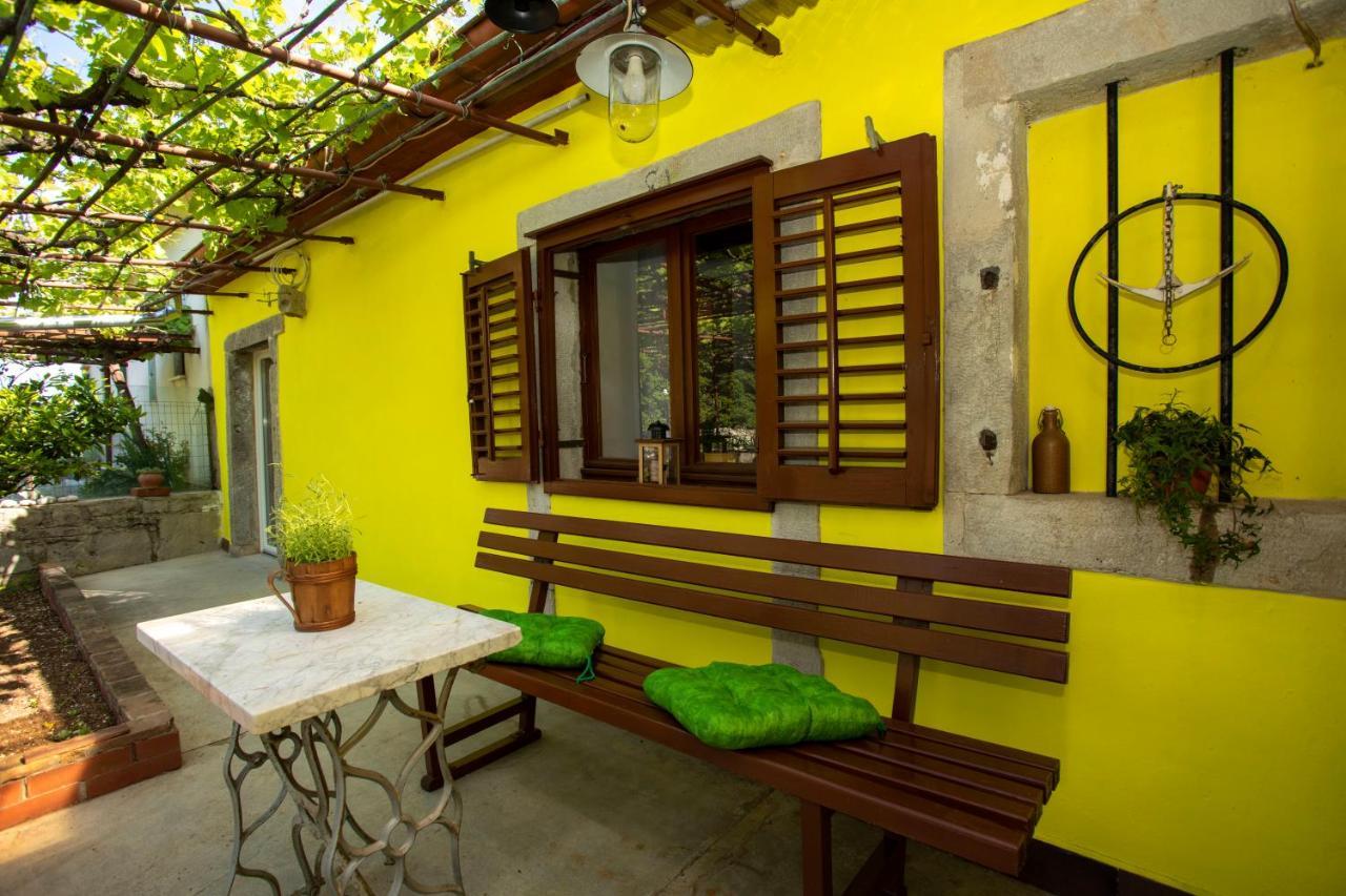 לאבין Holiday House Nono מראה חיצוני תמונה