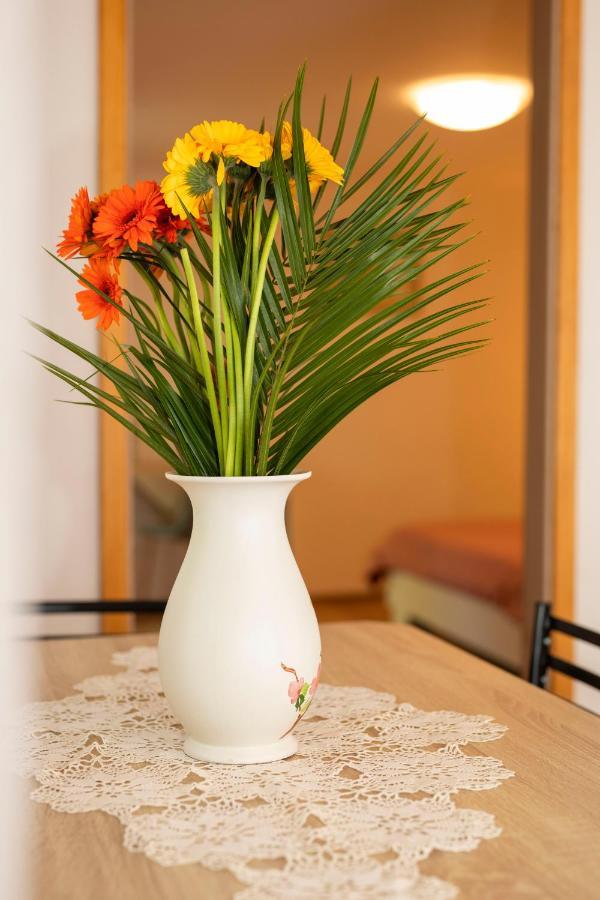 לאבין Holiday House Nono מראה חיצוני תמונה